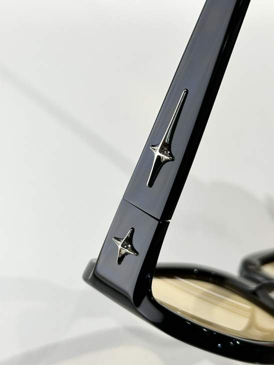 Picture of Gentle Monster Sunglasses _SKUfw73238826fw